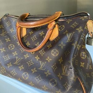 Louis Vuitton speedy 30